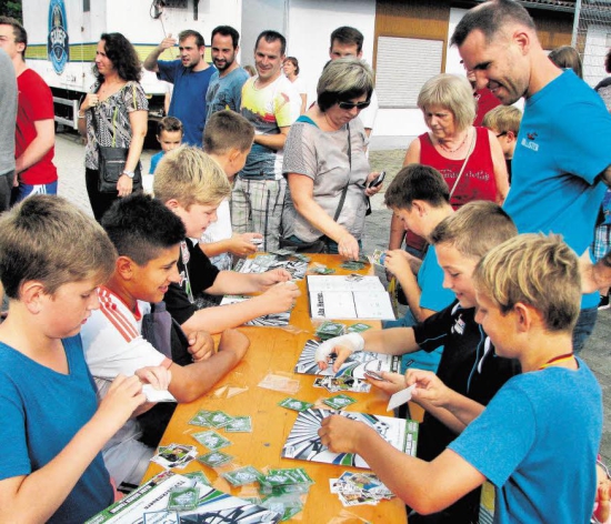 stickeralbum kick off lermann