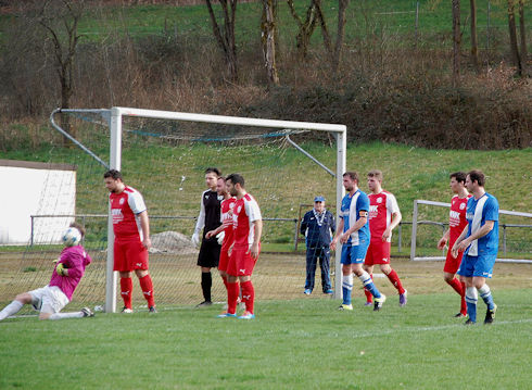 22 sandbach strittige szene klein